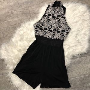 🌹Gorgeous Vintage Mock Neck Lace Romper🌹